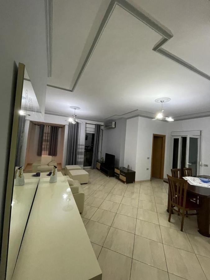 Rooftop Apartament Alexandria Vlore Bagian luar foto