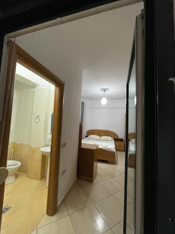 Rooftop Apartament Alexandria Vlore Bagian luar foto