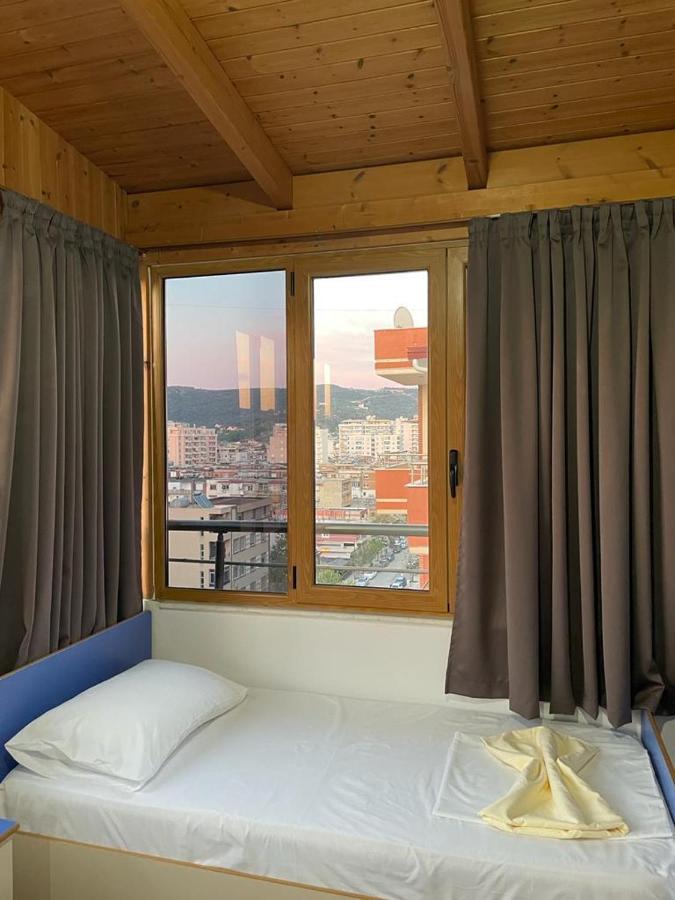 Rooftop Apartament Alexandria Vlore Bagian luar foto