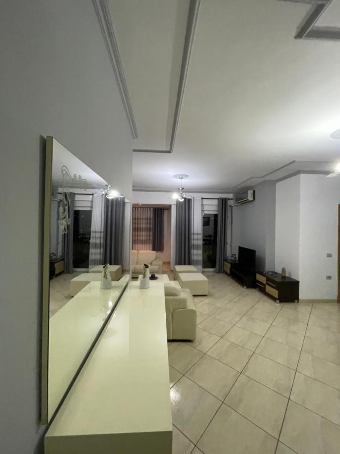 Rooftop Apartament Alexandria Vlore Bagian luar foto