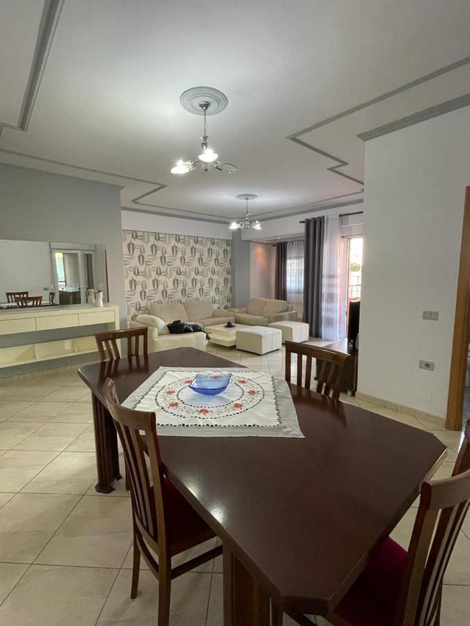 Rooftop Apartament Alexandria Vlore Bagian luar foto